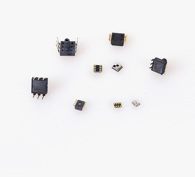 壓力傳感器采用MEMS技術(shù)，具備制作成本低，高可靠性，量程廣泛，測試精準(zhǔn)等優(yōu)點(diǎn)，廣泛應(yīng)用于醫(yī)療器械監(jiān)控，血壓計(jì)，環(huán)境測量，消費(fèi)類及運(yùn)動(dòng)類產(chǎn)品等領(lǐng)域